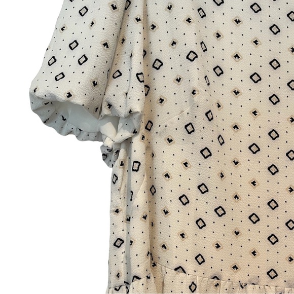 LOFT Geo Puff Sleeve Swing Dress - Picture 8 of 8